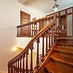 Exclusive Seafront 5 Bedrooms Mestro Outdoor Pool