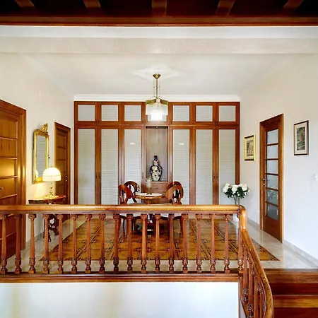 Exclusive Seafront 5 Bedrooms Mestro Outdoor Pool Magical Sea Views スプリト