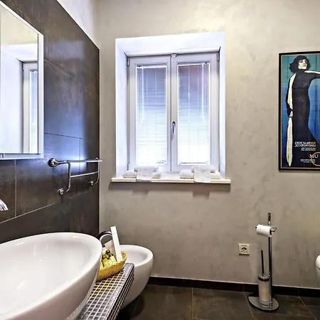 Exclusive Seafront 5 Bedrooms Mestro Outdoor Pool *
