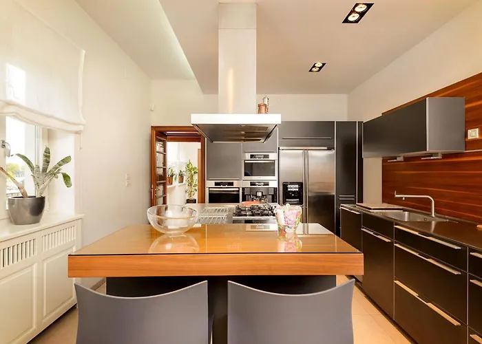 Villa Exclusive Seafront 5 Bedrooms Mestro Outdoor Pool Split